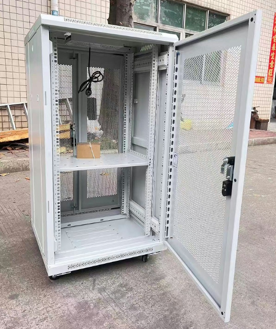 Protect Your Network Infrastructure with Hofengfab’s Anti-Vibration, Anti-EMI Server Rack插图2
