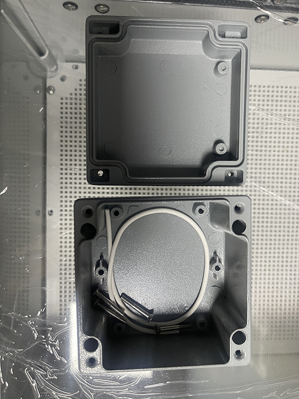 IP66 / NEMA 4X Aluminium Enclosure 100×100×80 mm for Industrial Applications插图1 IP66 / NEMA 4X Aluminium Enclosure 100×100×80 mm for Industrial Applications插图1